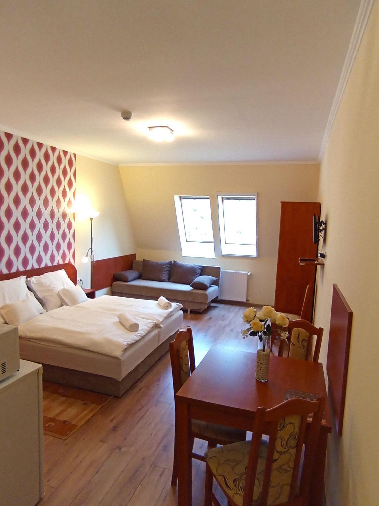 Patak-Party Apartmanok Bogács Exterior photo